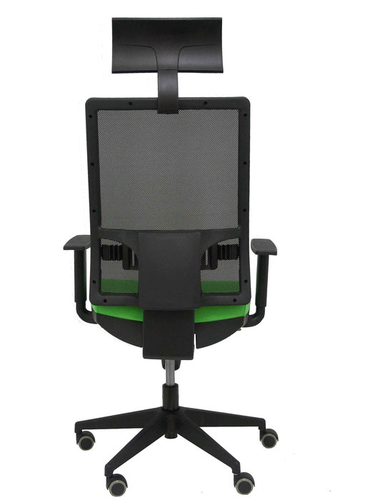 Silla de oficina Horna con mecanismo Sincro tapizada con Tela color Pistacho y malla color Negro. Equipada con lumbar 1D, Brazos 1D, Cabecero Fijo y Ruedas de parqué