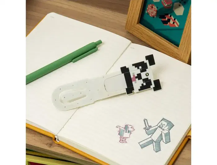 Wondee Lámpara de Lectura Minecraft Panda LED, Inspirada en Videojuego, Accesorio Oficial para Fans