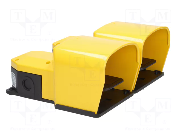 PIZZATO ELETTRICA Interruptor de pie amarillo (SPST-NO + SPST-NC) x2 IP65
