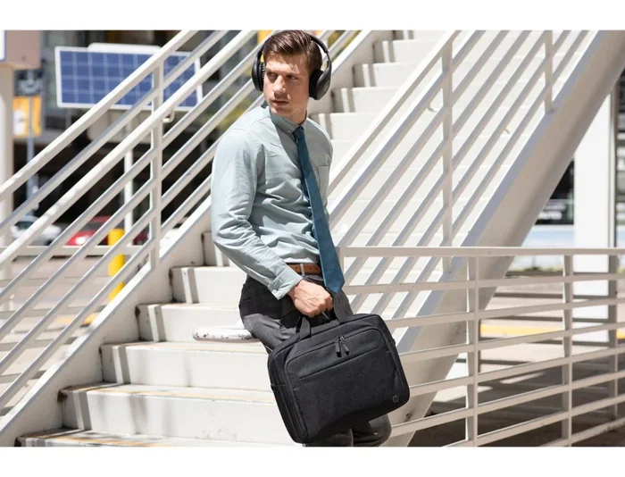 HP Renew Business 14.1 Laptop Bag Negro