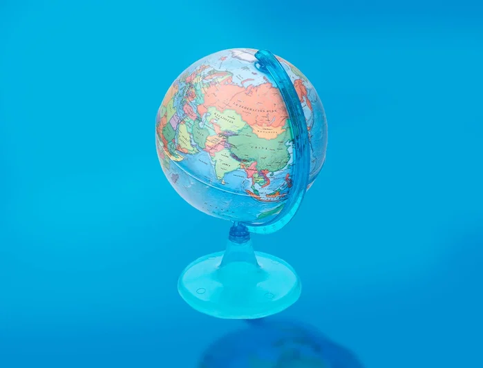Liderpapel Globo terráqueo mapa político de 15 cm