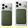 Apple iPhone 16/15/14/13/12 Funda Cartera FineWoven con MagSafe - Verde musgo, MGH74ZM/A, para tarjetas