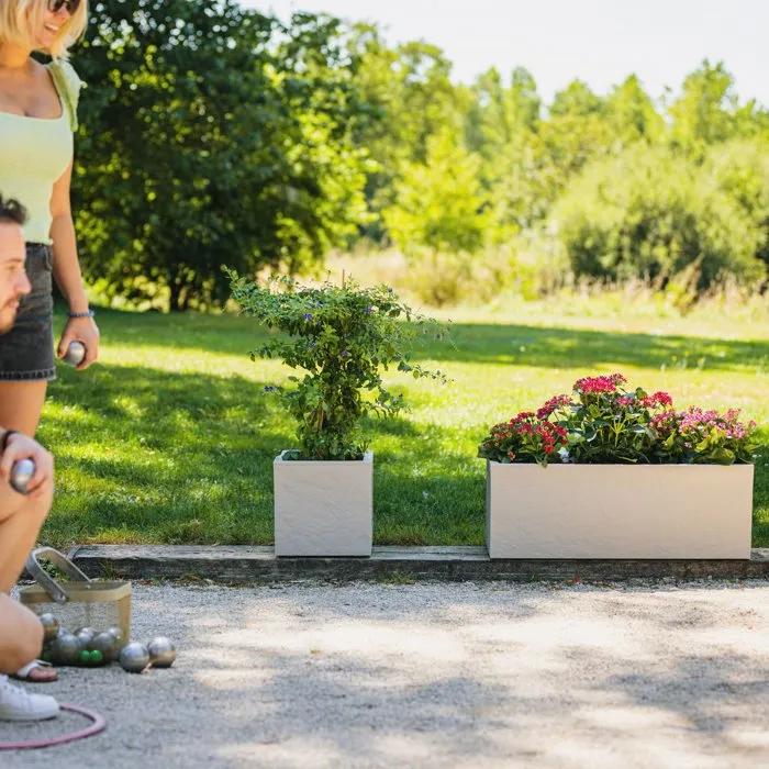 EDA Volcania Up - Jardinera de balcón 25L, acabado piedra beige caliza, para interior/exterior, 59 x 19.5 x 22.8 cm