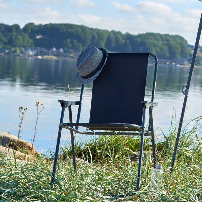 Outfit Silla Plegable Negra con Reposabrazos - Estructura Metal 18mm, Tela Oxford 250 g/m², Soporta 110 kg