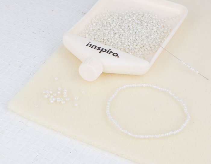 Innspiro Rocalla de Vidrio Redonda Blanco Ivory 2,3 mm 500g