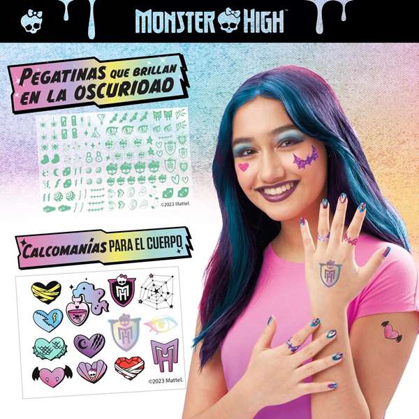 Monster High Estudio de Uñas Glam Ghoulish con Accesorios, Esmaltes de Cambio de Color, Pegatinas y Purpurina