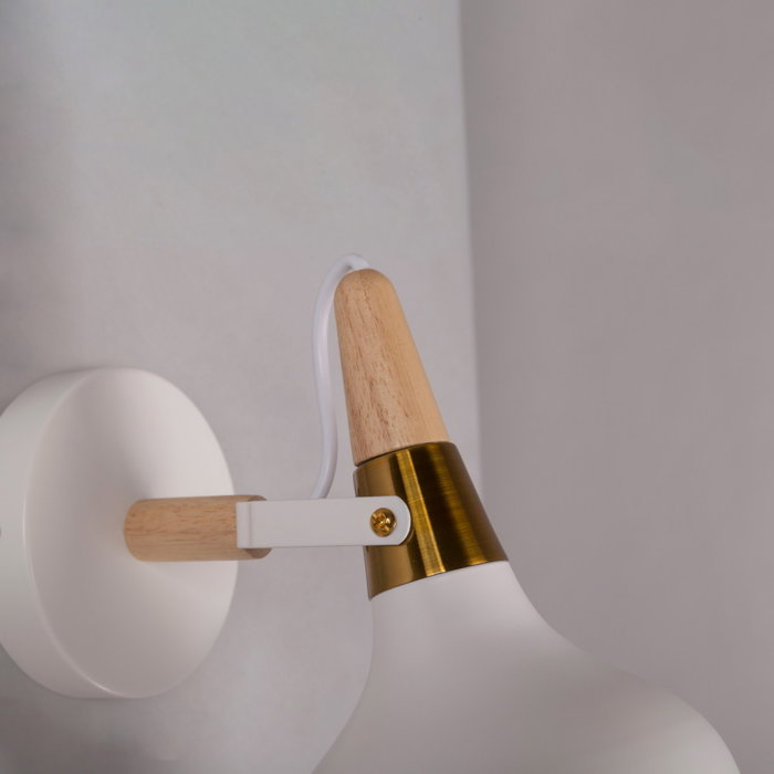 Garland Aplique de Pared Moderno Elegante Bombilla LED E27 No Incluida SKD-W1003