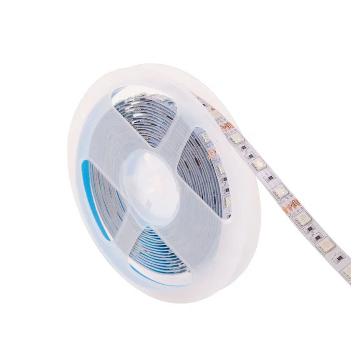 Tira de 300 LEDs 72W 4.200Lm SMD5050 12VDC IP65 RGB 5M 40.000H [PL219012]