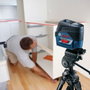 Bosch Professional GCL 2-50 C + RM 2 + BT 150 (AA) Kit de nivel láser de 2 cruces
