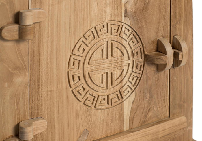 GINER Y COLOMER Mesita de Noche de Madera Maciza de Teca, con Cajón y Puerta Tallada, Acabado Natural, 60 cm de Alto, 54x37 cm