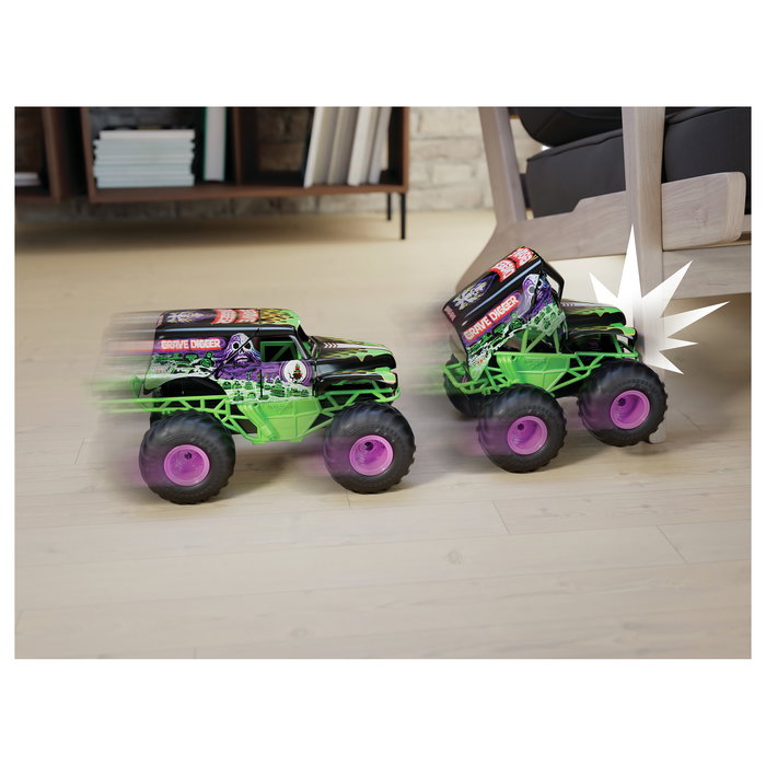 Spin Master Monster Jam Grave Digger Monster Truck Teledirigido a Escala 1:15, Modo Smash 'n Bash con Auto-Reparación, Juguete para Niños de 4 Años o Más, Negro y Verde