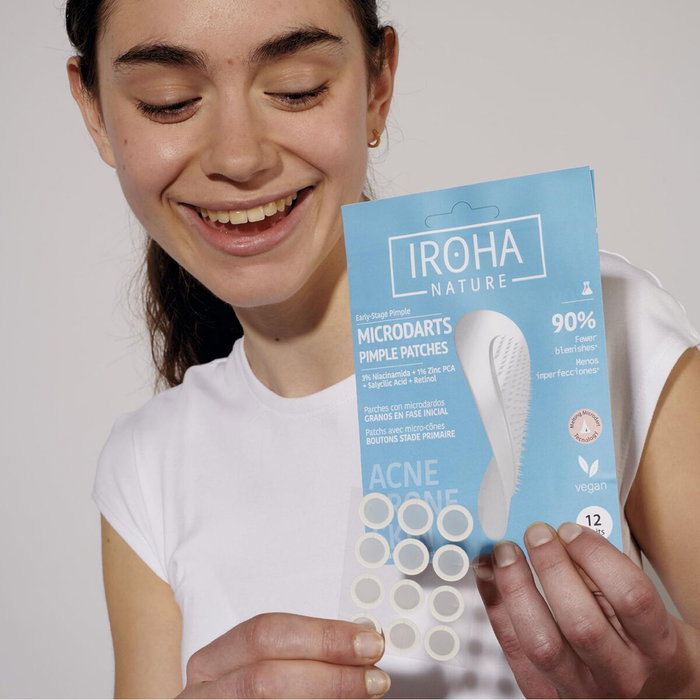 Iroha Parches Microdardos para Piel Acneica con Ácido Salicílico 12 u