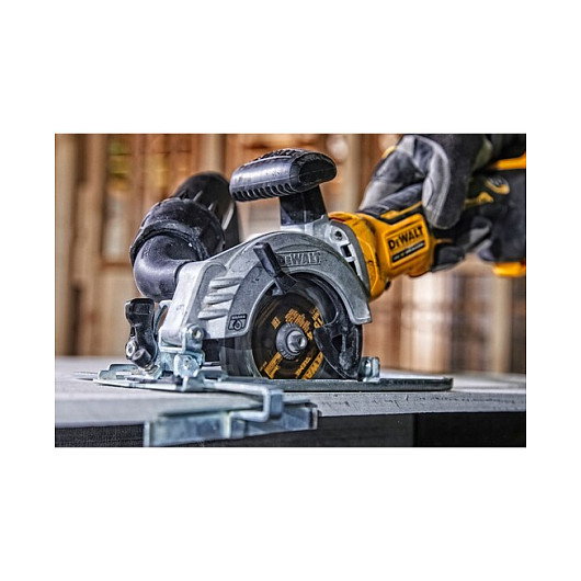 DeWalt DCS691N-XJ Amoladora de corte inalámbrica DeWalt DCS691N-XJ Amoladora de corte inalámbrica