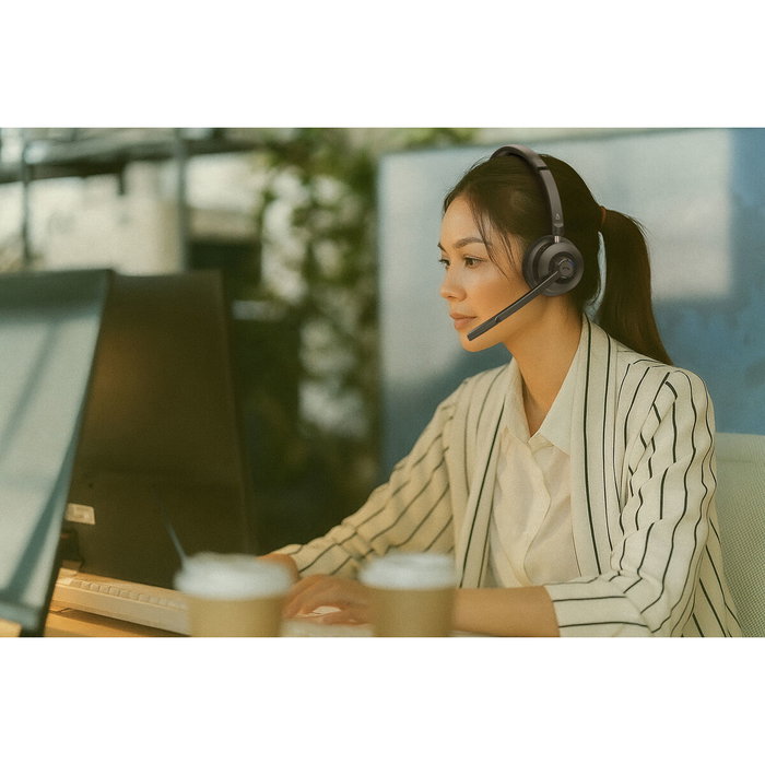 Creative Labs Chat Wireless Auriculares con Micrófono Negro