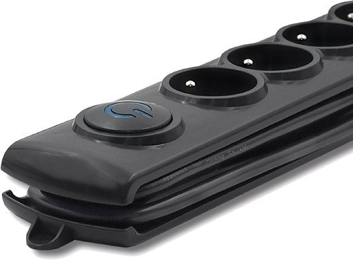 Qoltec Regleta protectora de sobretensión 4 tomas 1.5m negro