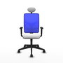 Silla de oficina Motilla con mecanismo Sincro tapizada con Tela color Blanco y malla color Azul. Equipada con lumbar 1D, Brazos 1D, Cabecero Fijo y Ruedas 65mm nailon