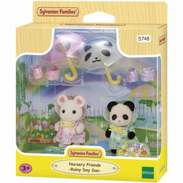 Sylvanian Families 1710444957409 Dúo de bebés con trajes de lluvia - Panda y Marshmallow Mouse