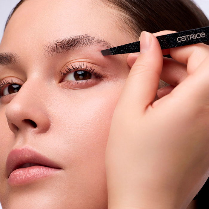 Catrice MAGIC PERFECTORS Pinza de Depilación 1 unidad - Pinzas de Precisión para Cejas y Vello Fino, Elimina desde la Raíz