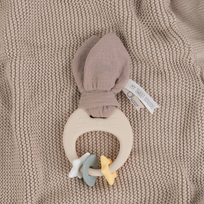 Chicco Mordedor Conejito con Silicona Ultrasuave y Orejas de Algodón - Alivio para la Dentición +0 Meses