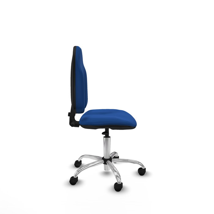 Silla de oficina Algarra con mecanismo Contacto permanente básico tapizada con Similpiel color Azul. Equipada con Base cromada, Sin brazos y Ruedas de nailon 50 mm