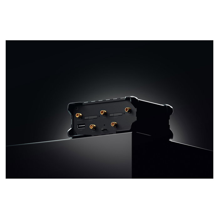 Teltonika RUT956 Router LTE con eSIM, WLAN, GNSS, 4 Puertos LAN, Industrial, para Carril DIN, Carcasa de Aluminio, Negro