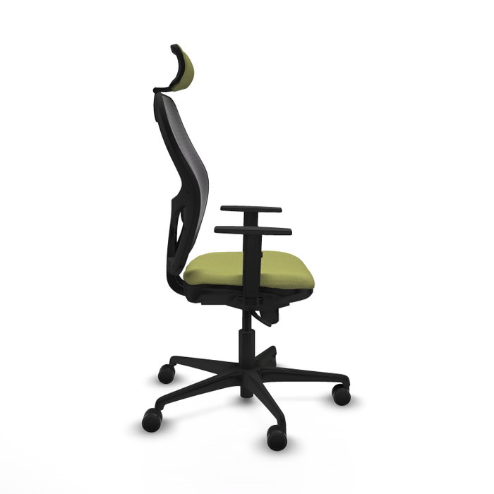 Silla de oficina Jorquera con mecanismo Sincro tapizada con Tela color Verde oliva y malla color Negro. Equipada con lumbar 1D, Brazos 1D, Cabecero 2D y Ruedas 65mm nailon