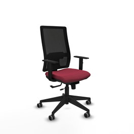 Silla de oficina Horna con mecanismo Sincro/Traslack tapizada con Tela color Granate y malla color Negro. Equipada con lumbar 1D, Brazos 1D y Ruedas 65 mm parqué