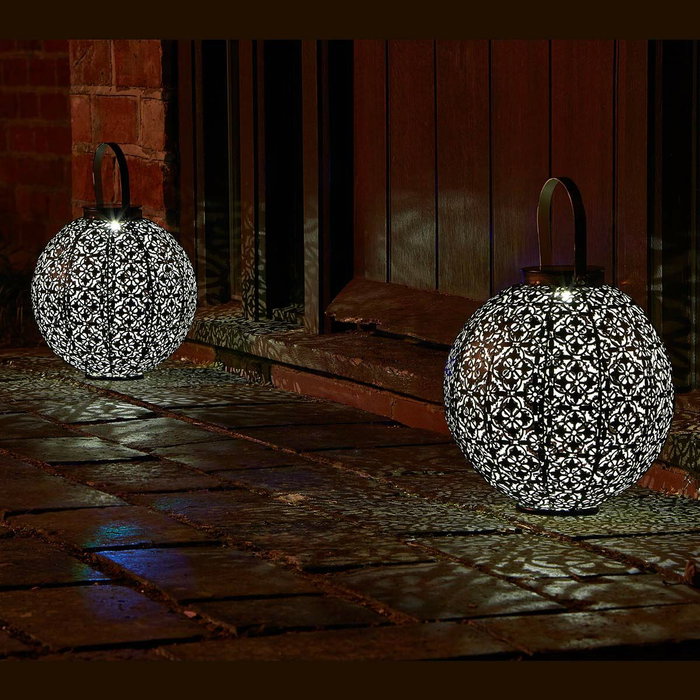 Smart Garden Lanterne solaire Damaskus en metal ajoure Smart Garden Lanterne solaire Damaskus en metal ajoure