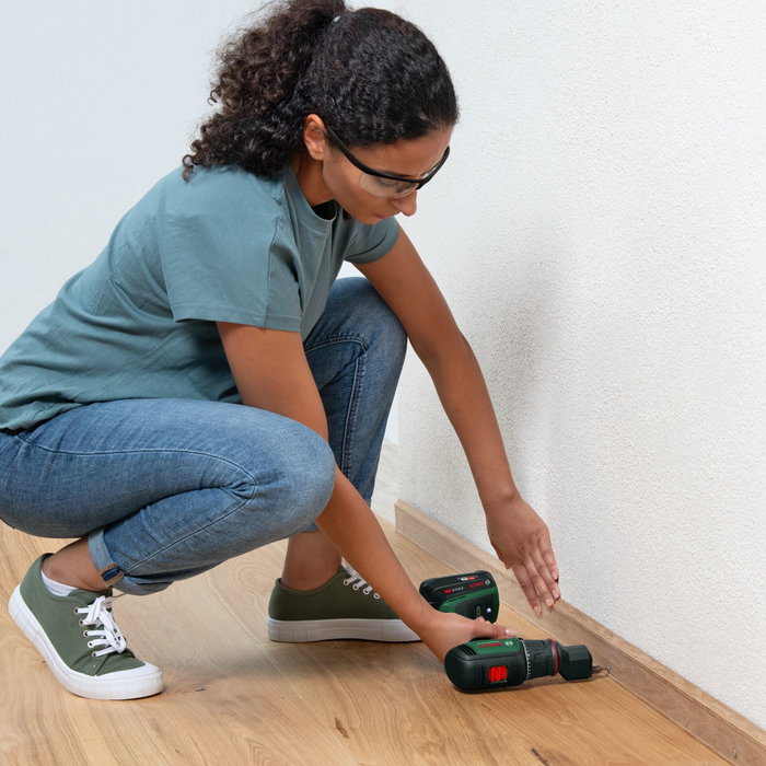 Bosch AdvancedDrill 18V-80 QuickSnap con 2 baterías de 2,5 Ah