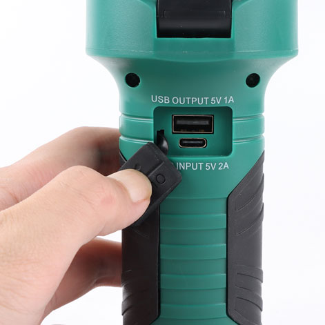 GSC Evolution Linterna de trabajo LED recargable USB 600Lm con 3 hojas desplegables