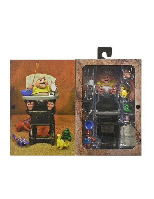 NECA Ultimate Baby Sinclair Figura de Acción Articulada 10 cm de Dinosaurios con Trona y Accesorios - Figura Coleccionable