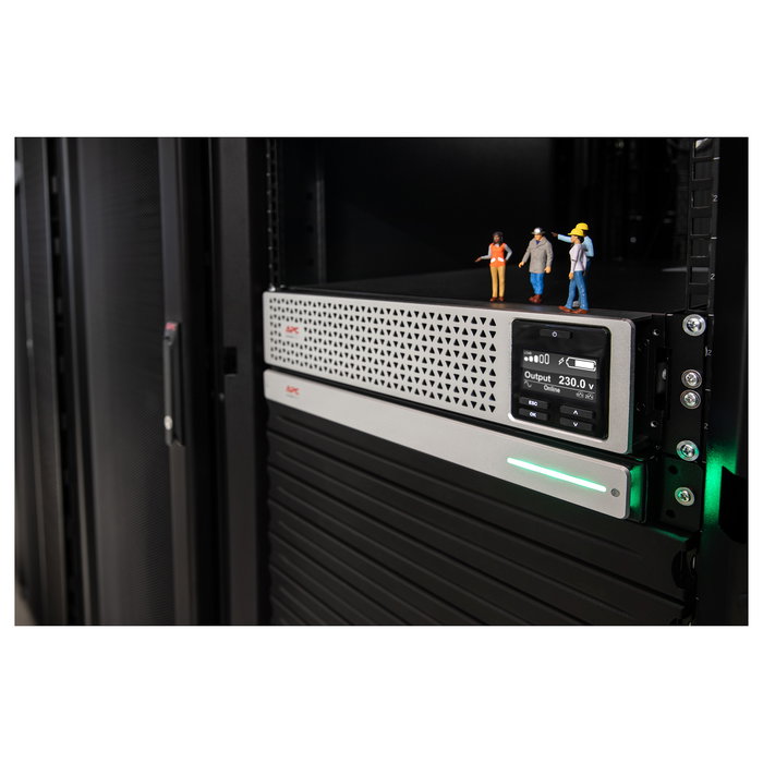 APC SRT L1000RMXLI SAI UPS Doble Conversión en Línea, 1 kVA / 900 W, 230 V, Tecnología de Batería de Ión de Litio, Rack 3U, LCD