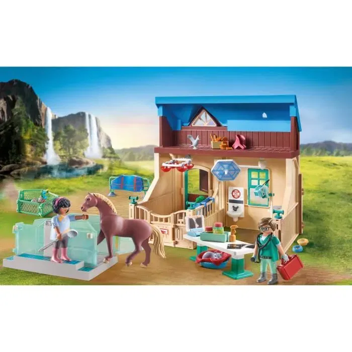 Playmobil 71352 Centro Veterinario y Terapia Caballos de Cascada para Niños a partir de 5 Años