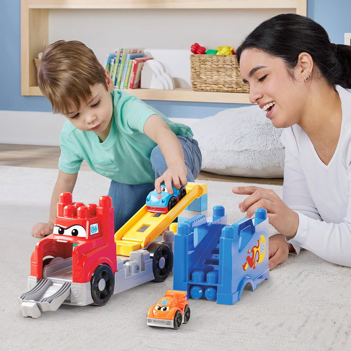 Mega Bloks Camión de Carreras y Construcción para Bebés con 2 Coches, +12 Meses