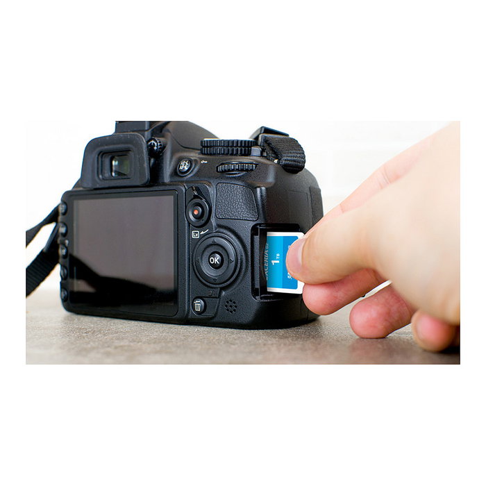 KIOXIA Exceria G2 Tarjeta SD SDXC de 1TB Clase 10 UHS-I U3 V30, Velocidad Lectura 100 MB/s Escritura 50 MB/s, Protección ESD y Rayos X, Color Azul