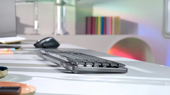 Logitech MX Mechanical - Teclado inalámbrico RF + Bluetooth, retroiluminación LED blanca, interruptores táctiles, QWERTY Nórdico, grafito - Ref. 920-010753