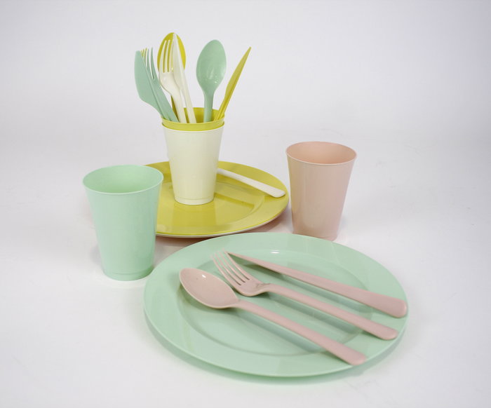 Dem Set 20 Piezas Picnic Pastel 22.3 cm Ancho x 7.9 cm Alto x 22.4 cm Largo (12 Unidades)