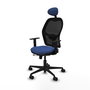 Silla de oficina Jorquera con mecanismo Sincro/Traslack tapizada con Tela color Azul marino y malla color Negro. Equipada con lumbar 1D, Brazos 1D, Cabecero Fijo y Ruedas 65mm nailon