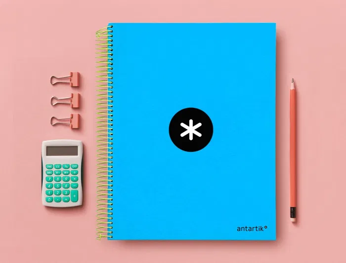 Antartik Cuaderno espiral A4 micro 120 hojas 90 gr cuadro 5mm 5 bandas color azul