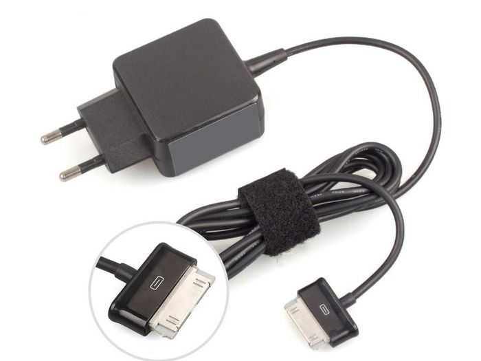 CoreParts Adaptador de Corriente 10W 5V 2A con Enchufe Especial EU para Samsung Galaxy Tab P5100 P6800 P6200 P3100 P1000 P7510 P1010 CoreParts Adaptador de Corriente 10W 5V 2A con Enchufe Especial EU para Samsung Galaxy Tab P5100 P6800 P6200 P3100 P1000 P7510 P1010