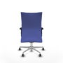 Silla Albacete confidente con mecanismo Sincro tapizada con Tela color Azul claro. Equipada con Base aluminio, Brazos 2D y Ruedas 65 mm parqué