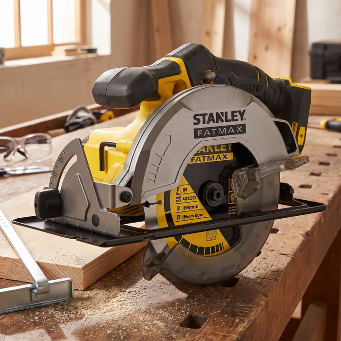 STANLEY Sierra Circular FATMAX V20 SFMCS500B-XJ 18V con Disco de 165 mm STANLEY Sierra Circular FATMAX V20 SFMCS500B-XJ 18V con Disco de 165 mm