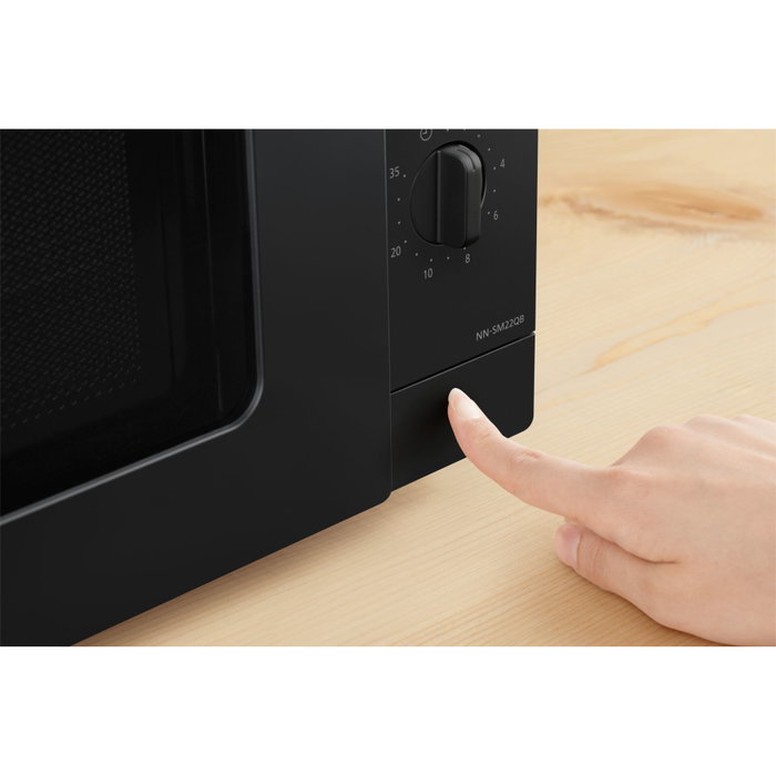 Panasonic NN SM 22 Black