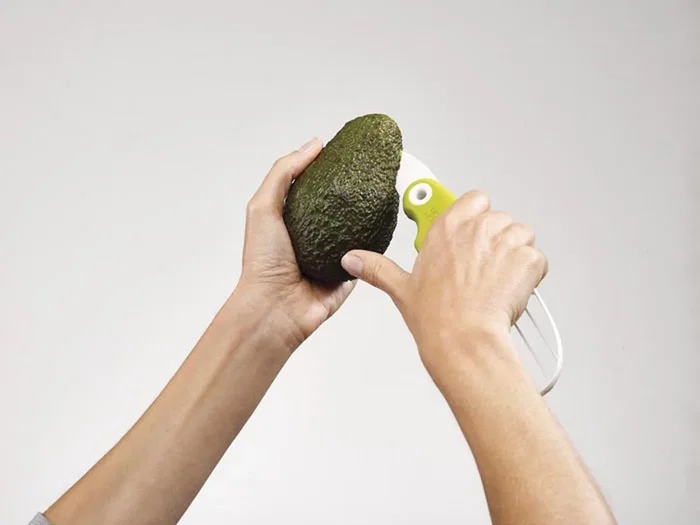 Joseph Joseph GoAvocado 3-in-1 Verde Cortador de Aguacate