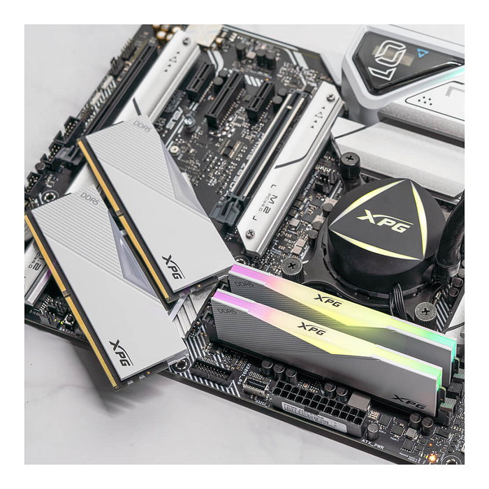 ADATA XPG LANCER RGB 16 GB DDR5 6000 MHz AX5U6000C3016G-CLARWH