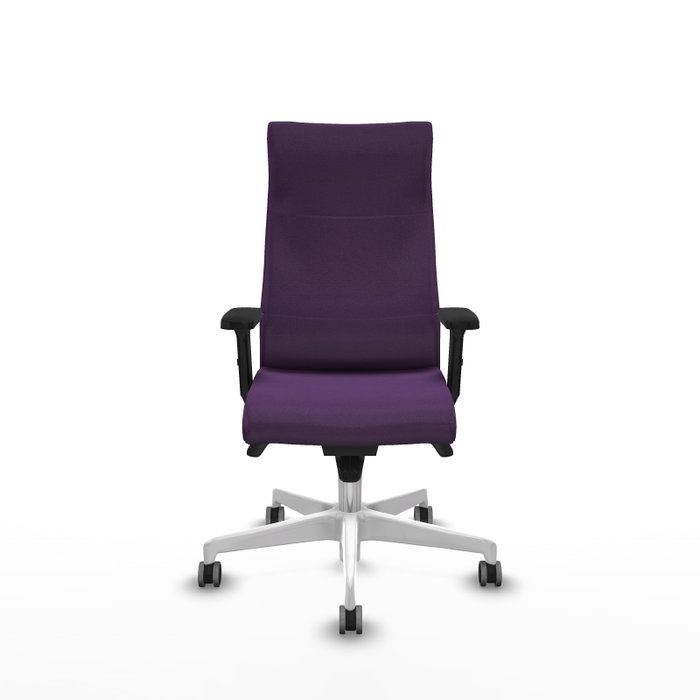 Sillón Albacete con mecanismo Sincro tapizada con Tela color Morado. Equipado con Base poliamida blanca, Brazos 2D y Ruedas 65 mm parqué