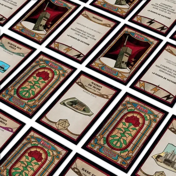 Winning Moves RISK Stranger Things - Juego de Mesa - Movimientos Ganadores - A partir de 15 años