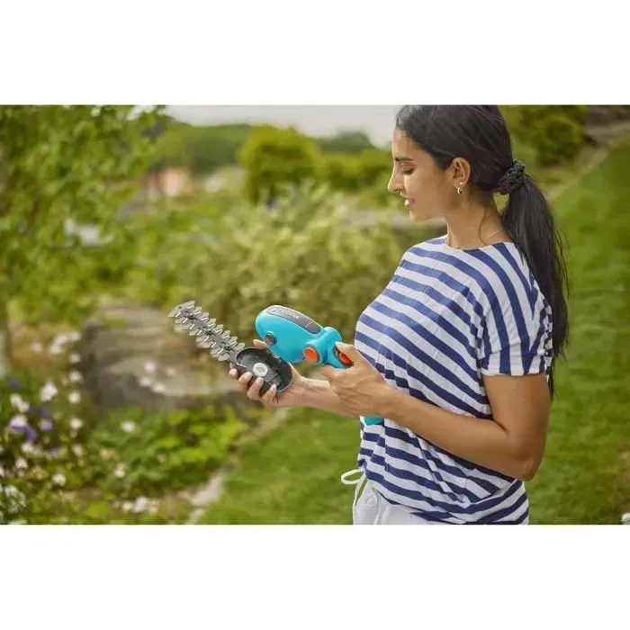 Gardena 9888-20 Kit Cisaille A Gazon Comfortcut Li + Bush Cutle Blade - 3.6 V/3.0 AH - Protección de cuchillas de cable USB -C