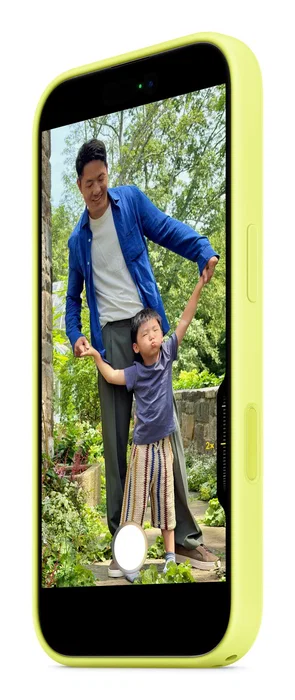 Apple MGEV4ZM/A Funda de Silicona con MagSafe para iPhone 17 - Silicona reciclada al 45% - Color Neon Yellow/Amarillo - Protección contra caídas y rayones