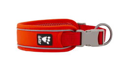 Hurtta Collar Weekend Warrior Eco Rojo 55-65cm Tuberías Reflectantes Reciclado
